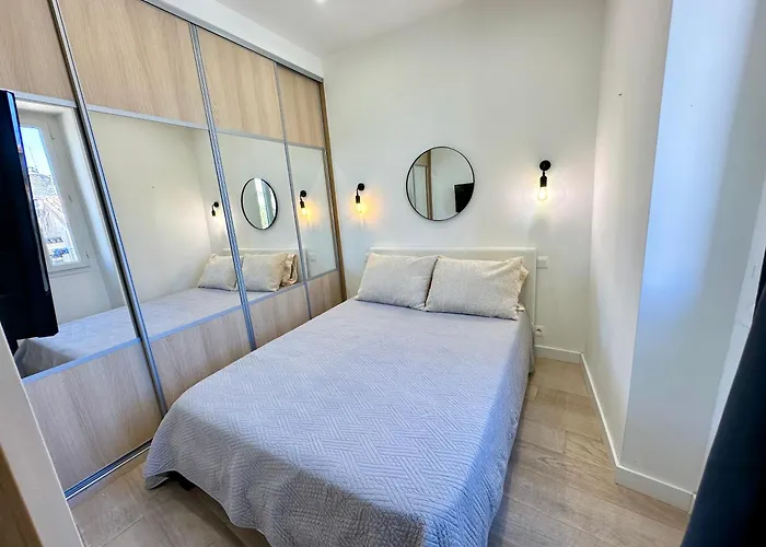 Gorgeous 2 Bedrooms Brand New 3 Avenue Paul Arene